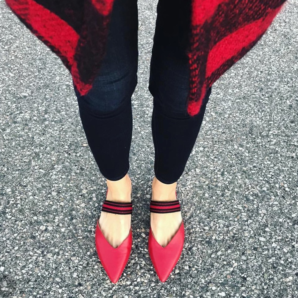 Red pointed flats WORN ONCE!